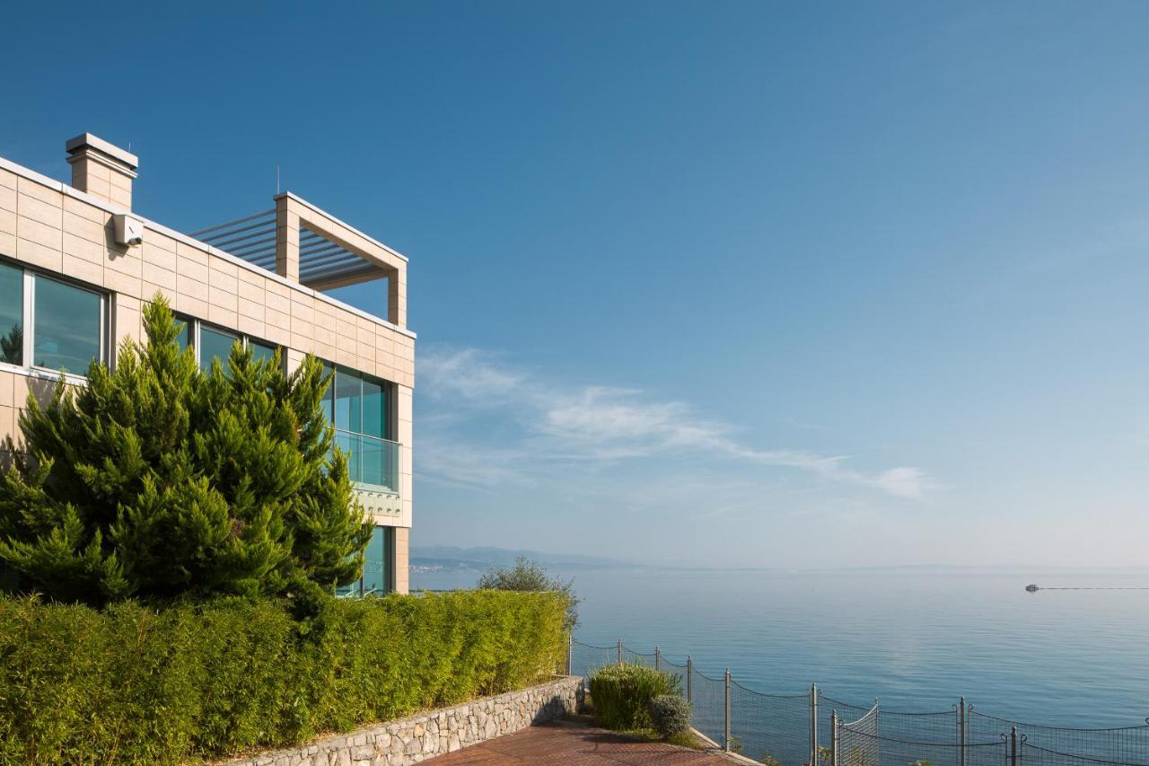 Villa Arentz Residence - Front Sea Apartments Opatija Exterior foto