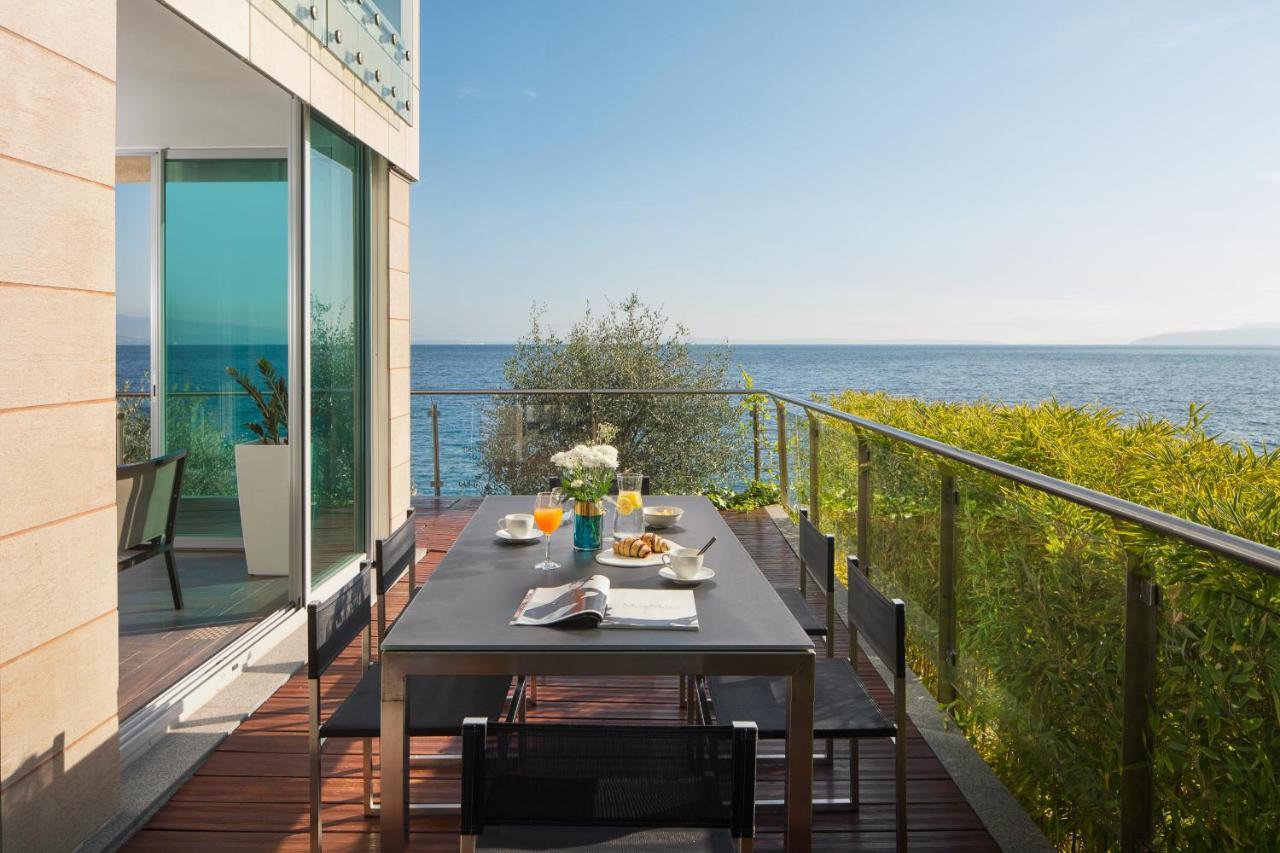 Villa Arentz Residence - Front Sea Apartments Opatija Exterior foto