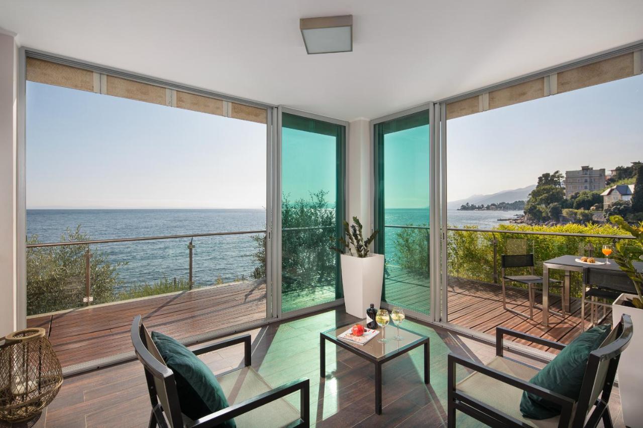 Villa Arentz Residence - Front Sea Apartments Opatija Exterior foto